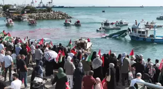 İstanbul Boğazı'nda Gazze İçin Protesto Eylemi