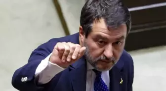 Fransa, İtalya'nın Büyükelçisi'ni Bakanlığa Çağırdı