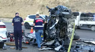 Malatya'da Trafik Kazası: 4 Kişi Hayatını Kaybetti
