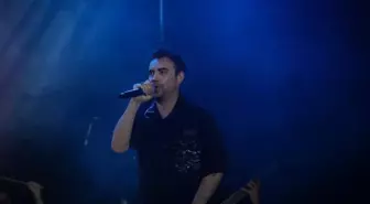 Murat Dalkılıç'tan Hakkari'de müzik şöleni