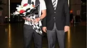 Rıdvan Yılmaz, Beşiktaş'a Dönmek Üzere İstanbul'a Geldi