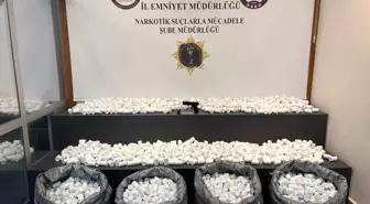 Samsun'da Büyük Sentetik Ecza Deposu Ele Geçirildi
