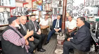 Vali Çiftçi, Tarihi Kavaflar Çarşısı'nda Esnafı Ziyaret Etti