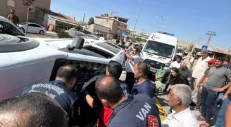 Van'da Trafik Kazası: 1 Yaralı