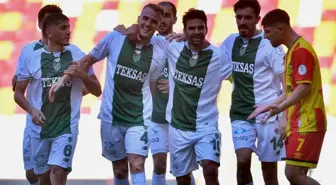 Bursaspor, Yeni Malatyaspor'u 8-0 Mağlup Ederek Lige Fırtına Gibi Girdi