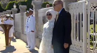 Cumhurbaşkanı Erdoğan, Boğaz geçişi yapan 9 gemiyi selamladı
