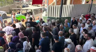 İstanbul'da Ölü Bulunan Üniversite Öğrencisi Helin Uçar Amasya'da Defnedildi