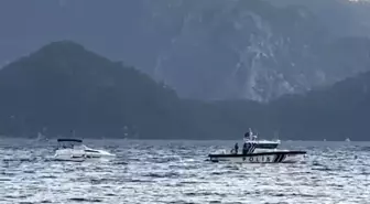 Marmaris'te Arızalanan Tekne, Deniz Polisi Tarafından Kurtarıldı