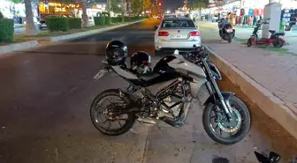 Antalya'da Motosiklet Kazası: 3 Yaralı