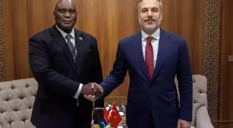Dışişleri Bakanı Hakan Fidan, Cidde'de Gambiya Dışişleri Bakanı ile Görüştü