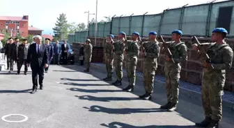 Bakan Güler Ahlat Komando Taburunu Ziyaret Etti
