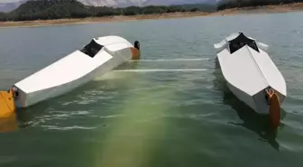 Barajdan su almaya çalışan uçak kalkamayarak düştü