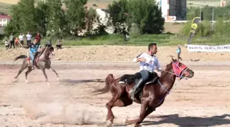 Bayburt'ta Atlı Cirit İl Birinciliği Müsabakaları Başlıyor