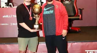 EA SPORTS FC 25 Seçmelerinde Berk Turan Şampiyon Oldu