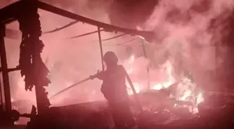 Erzurum'da Yangınlar Artıyor, İtfaiye Ekipleri Zamanında Müdahale Ediyor