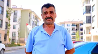 İki oğlunu kaybeden depremzede baba: 'Devletimiz evlerimizi yaptı'