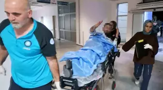 Aksaray'da Bıçaklı Kavga: Yaralı Genç Gazetecilere Küfretti