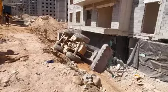 İş Makinesinin Devrilmesi Sonucu Genç İşçi Hayatını Kaybetti