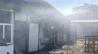 Malatya'da Şantiyede Yangın Çıktı