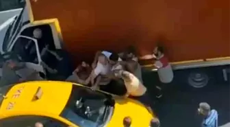 Maltepe'de Taksi ve Kamyon Sürücüsü Arasında Kavga