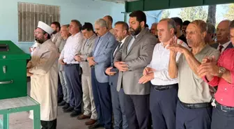 Mersin'deki Trafik Kazasında Hayatını Kaybeden Farah Elmasri Diyarbakır'da Defnedildi