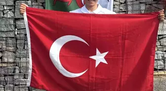 Tuna Tekin, Dünya Şampiyonası'ndan İki Gümüş Madalya ile Döndü