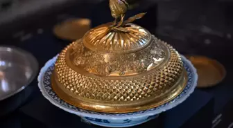 Osmanlı Saraylarının Sofralarındaki Çin Porselenleri