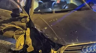 İnegöl'de Otomobil ve Motosiklet Çarpıştı: 2 Yaralı, Kavga Çıktı