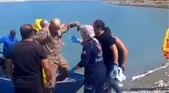 Burdur'da Eğitim Uçağı Baraja Düştü, Çiftçi Pilotları Kurtardı