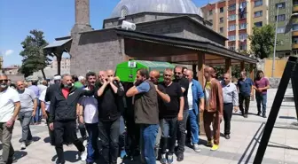 Türk Halk Müziği'nin güçlü sesi Bahattin Karakoç hayatını kaybetti