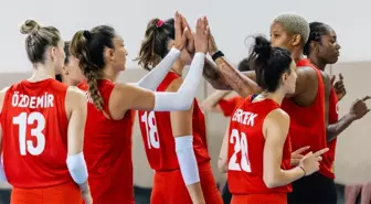 Türkiye Bulgaristan maçı saat kaçta? Filenin Sultanları Türkiye-Bulgaristan maçı hangi kanalda, şifresiz mi?