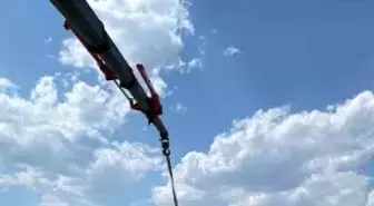 Burdur'da Uçak Kazası: Pilotlar Kurtarıldı