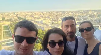 İkizler Naz ve Deniz Akdeniz, Babalarının Mezun Olduğu Tıp Fakültesini Kazandı