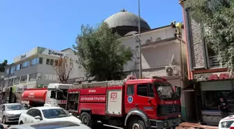 Bursa'da Asmalı Camii'nde Yangın Paniği