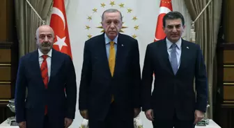 Cumhurbaşkanı Erdoğan, OYAK Heyeti'ni kabul etti