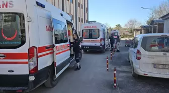Adıyaman'da Polis Aracı ile Otomobil Çarpıştı: 5 Yaralı