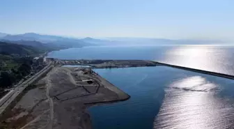 İyidere Lojistik Merkezi'nin inşaat çalışmaları sürüyor