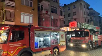 Manisa'da Psikolojik Sorunları Olan Kişi Evinin Yangınını Çıkardı