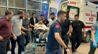 Adıyaman'da Polis Aracı ile Otomobil Çarpıştı: 5 Yaralı