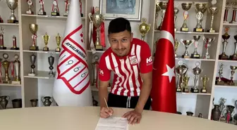 Ayvalıkgücü Belediyespor, Mustafa Durgun'la Anlaştı