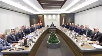 Aydın Heyeti Çevre Bakanı ile Kentsel Dönüşüm Toplantısı Gerçekleştirdi