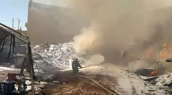 Kahramanmaraş'ta Ahşap Palet Üretim Tesisinde Yangın