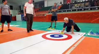 Köyceğiz'de Flor Curling Turnuvası Düzenlendi