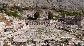 Sagalassos Antik Kenti'nde Odeon Kazıları Devam Ediyor