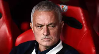 Fenerbahçe, Benfica'ya Karşı İlk Yarıda Geride Kalıyor