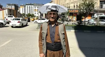 Hakkari'de 20 Yıldır Kafa Şemsiyesiyle Güneşten Korunuyor