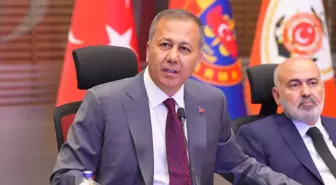 İçişleri Bakanı Yerlikaya, Büyükşehir Valileriyle Toplantı Düzenledi