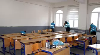 Balıkesir'deki okullar el birliğiyle yenilendi: Denetimli serbestlik yükümlülerinden eğitime katkı