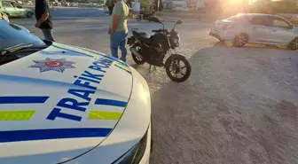 Karaman'da Motosiklet ve Otomobil Çarpıştı: 2 Yaralı