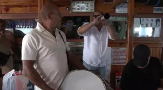 Düğerek Mahallesi'nden Birlik ve Beraberlik İçin Tekne Turu